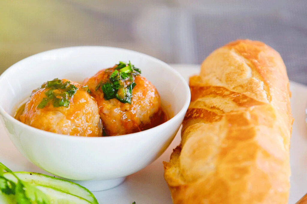Bánh mì xíu mại
