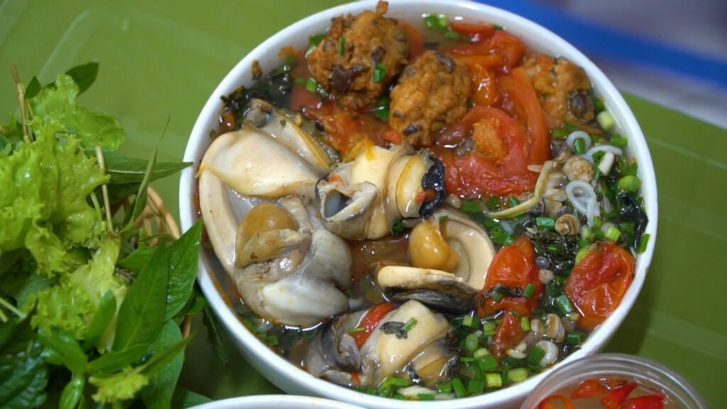 Bún óc đặc sản Hà Nội 