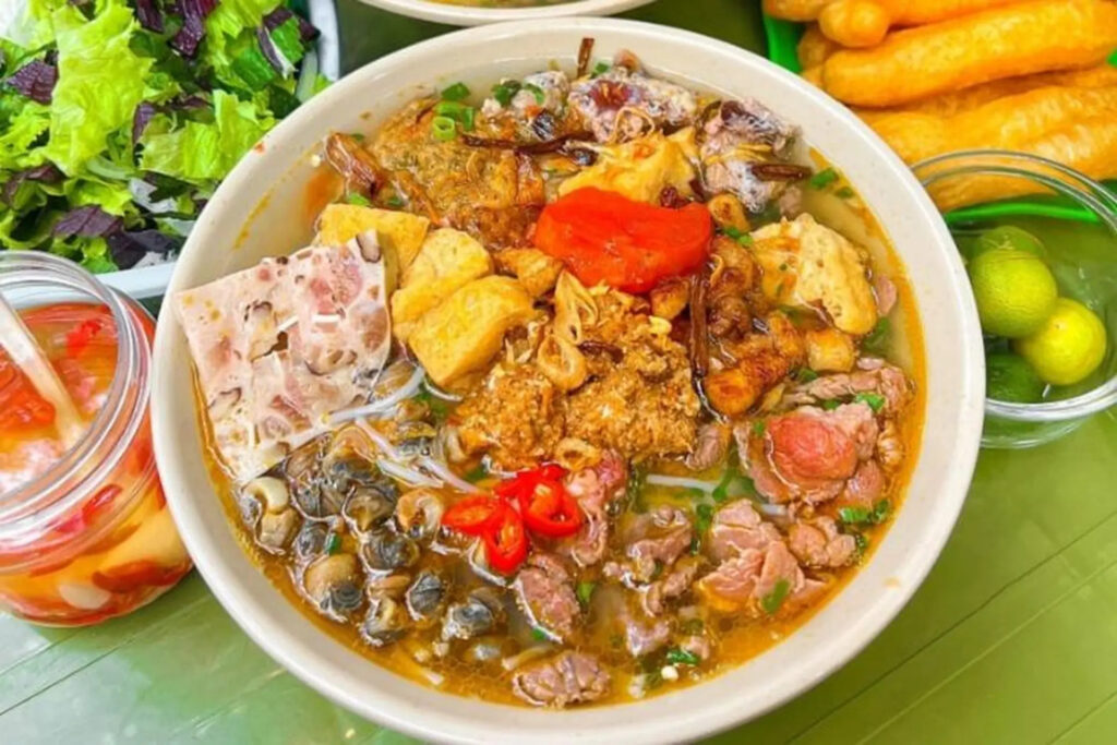 Bún riêu hương vị Hà Nội 