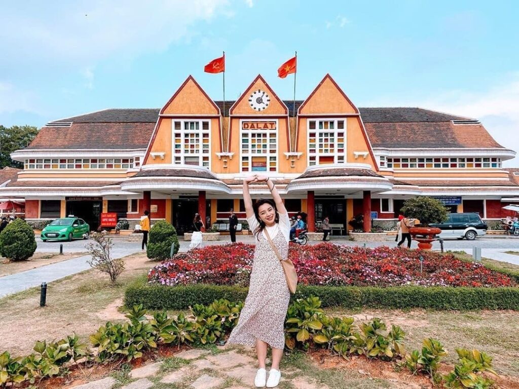 Góc check in với những bước ảnh đẹp tại ga cũ Đà Lạt 