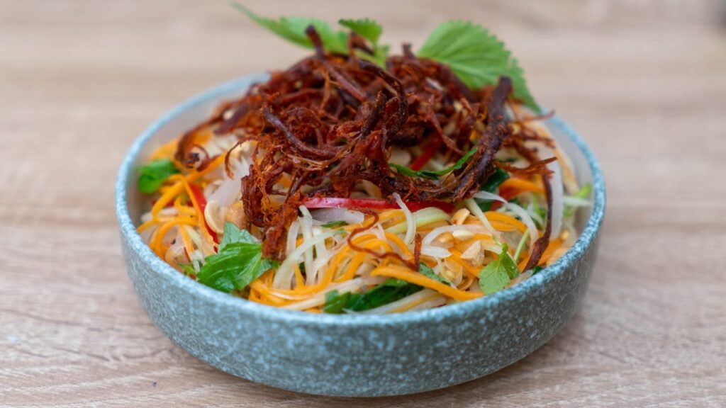 Nộm bò khô