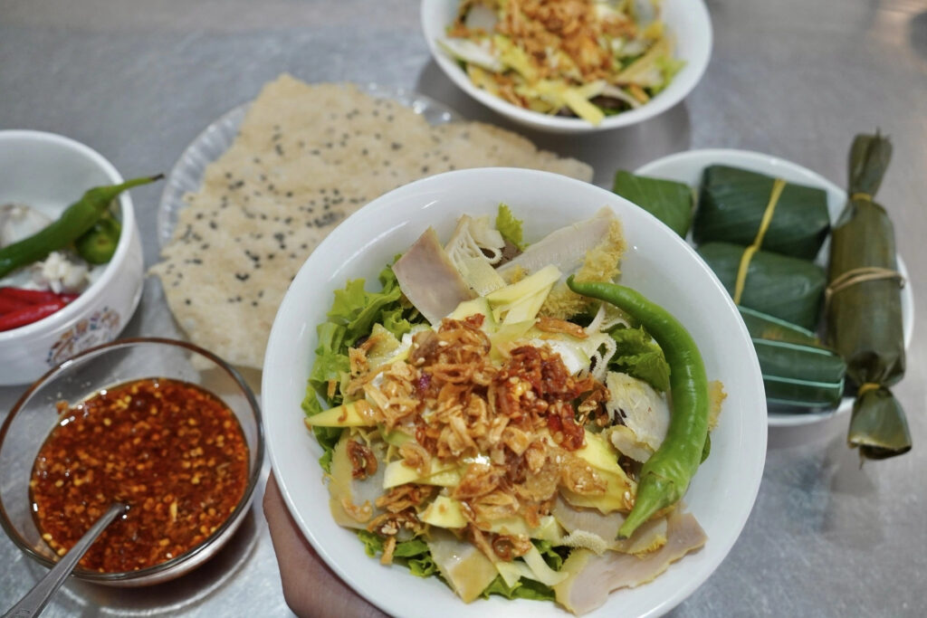 Món phá lấu trộn Đà Nẵng 